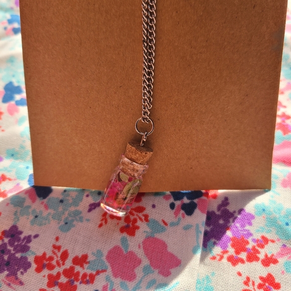 Floral Jar Necklace - Picture 2 of 6